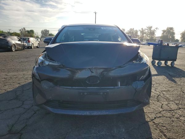 2017 TOYOTA PRIUS