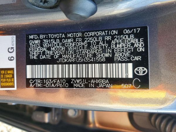 2017 TOYOTA PRIUS