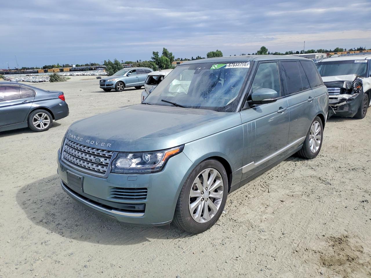 2017 LAND ROVER RANGEROVER HSE — Front 3/4