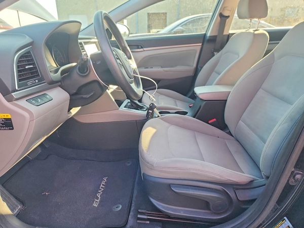 2018 HYUNDAI ELANTRA — DENT