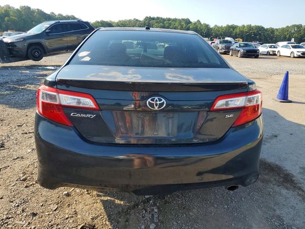 2012 TOYOTA CAMRY