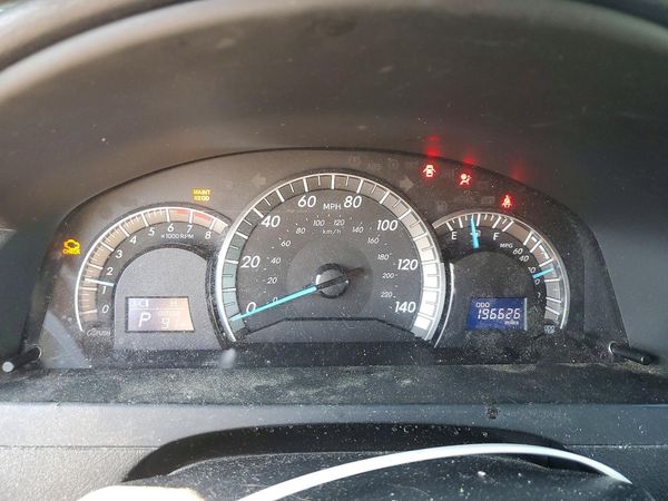 2012 TOYOTA CAMRY