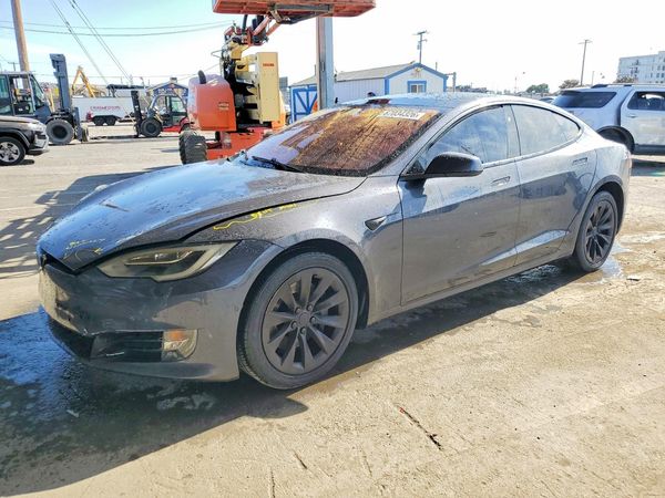 2018 TESLA MODEL S