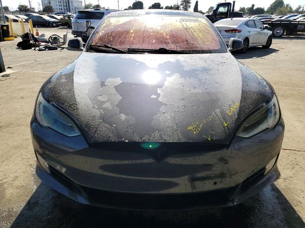 2018 TESLA MODEL S