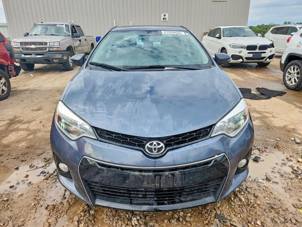 2015 TOYOTA COROLLA