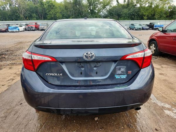 2015 TOYOTA COROLLA