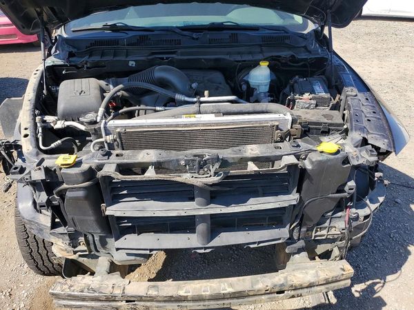 2016 RAM 1500 ST