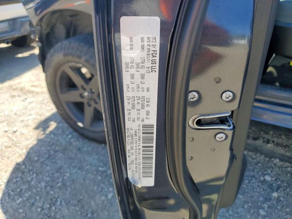 2016 RAM 1500 ST