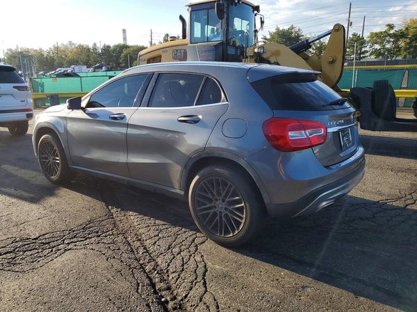 2015 MERCEDES-BENZ GLA GLA250 4-MATIC