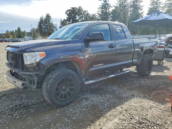 2016 TOYOTA TUNDRA