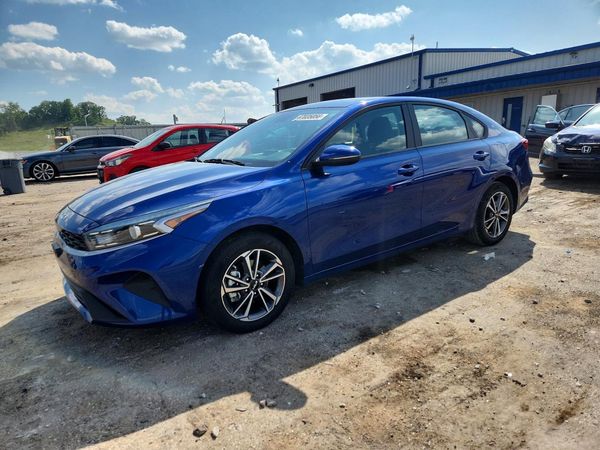 2022 KIA FORTE FE, LXS
