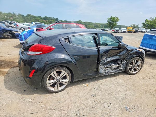 2017 HYUNDAI VELOSTER