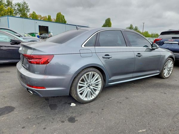 2018 AUDI A4