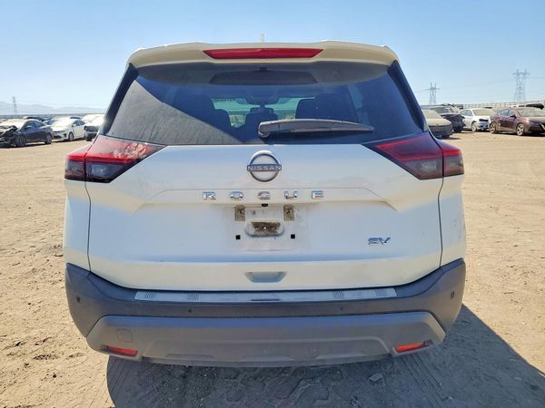 2022 NISSAN ROGUE SV — DIRR