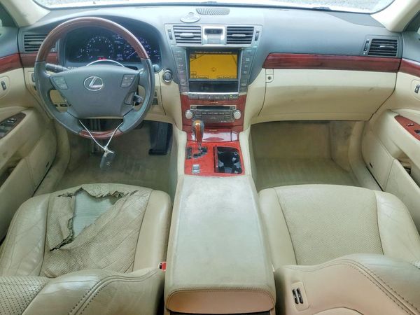 2012 LEXUS LS 460