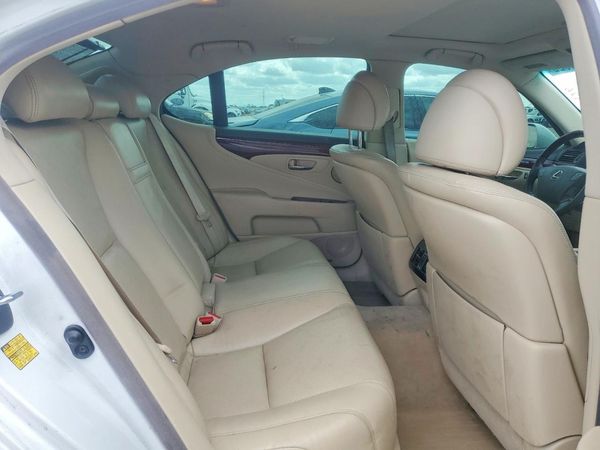 2012 LEXUS LS 460