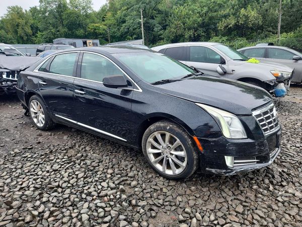 2014 CADILLAC XTS