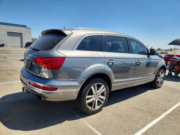 2015 AUDI Q7 Premium Plus