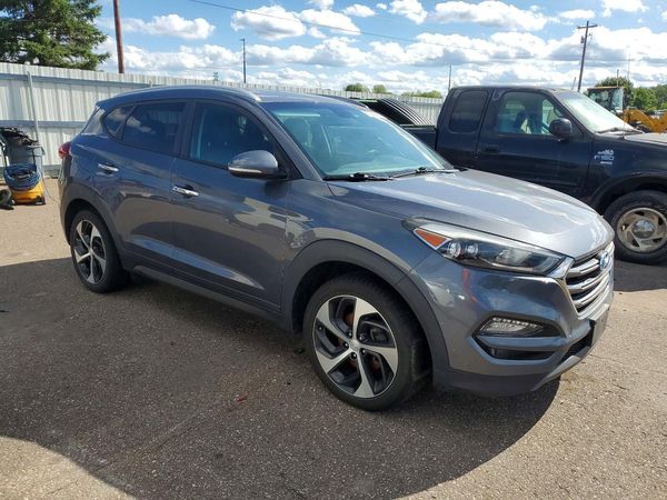 2016 HYUNDAI TUCSON — Passenger 3/4