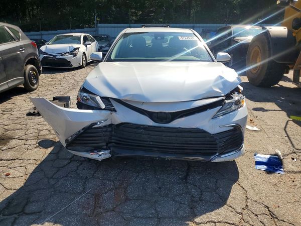 2023 TOYOTA CAMRY