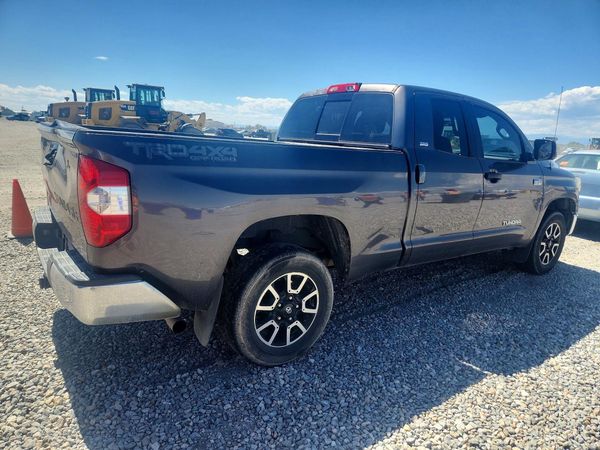 2016 TOYOTA TUNDRA