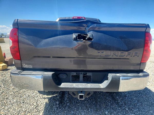 2016 TOYOTA TUNDRA