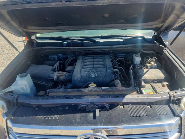 2016 TOYOTA TUNDRA