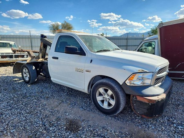 2015 RAM 1500 ST