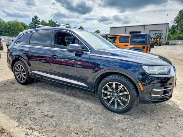 2017 AUDI Q7 quattro Premium Plus