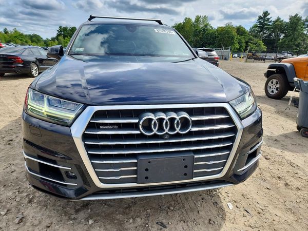 2017 AUDI Q7 quattro Premium Plus