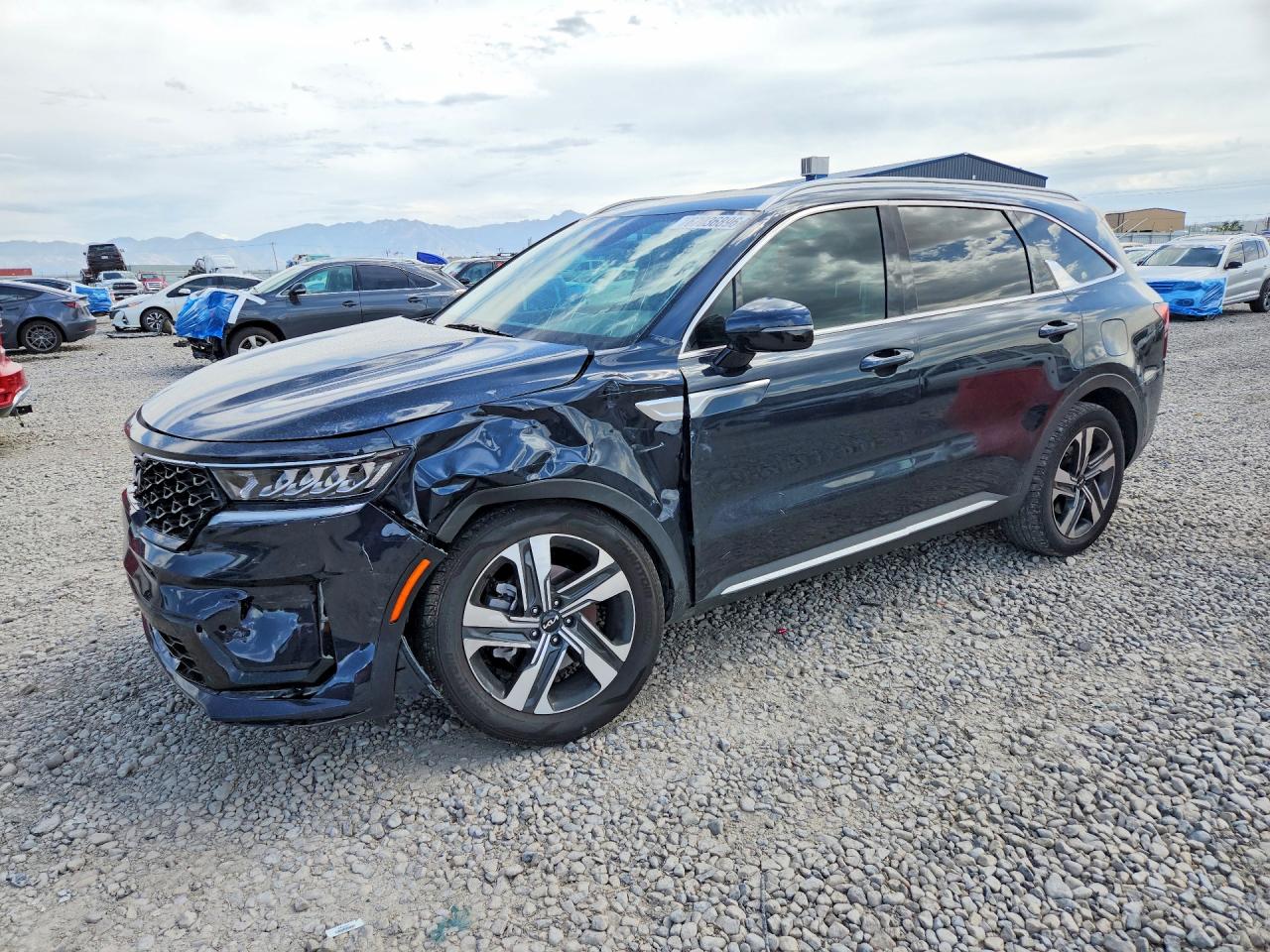 2023 KIA SORENTO EX — Front 3/4