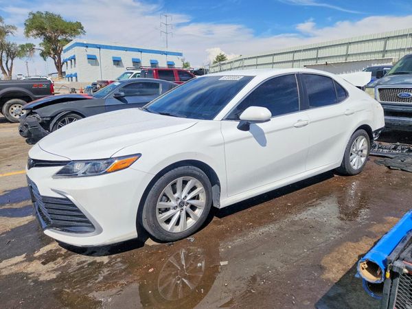 2023 TOYOTA CAMRY