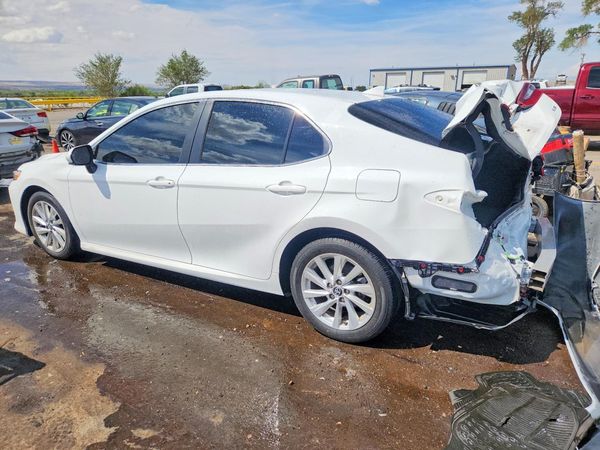 2023 TOYOTA CAMRY