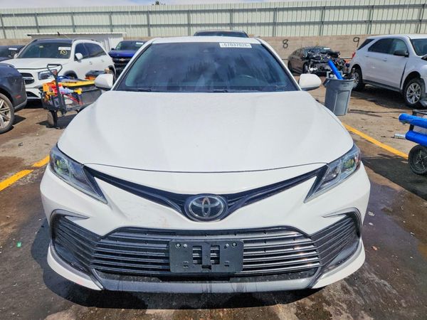 2023 TOYOTA CAMRY