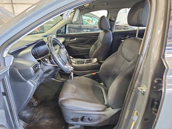 2021 HYUNDAI SANTA FE SEL w/ Convenience Pkg