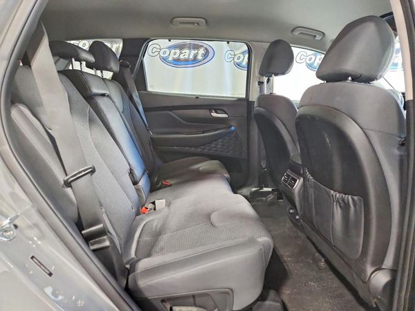 2021 HYUNDAI SANTA FE SEL w/ Convenience Pkg