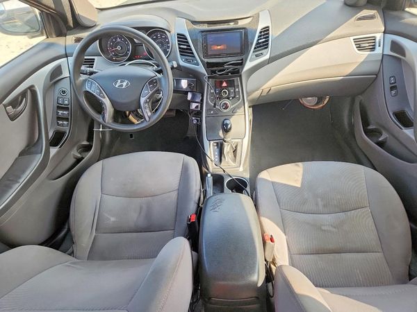 2014 HYUNDAI ELANTRA GLS(Middle)