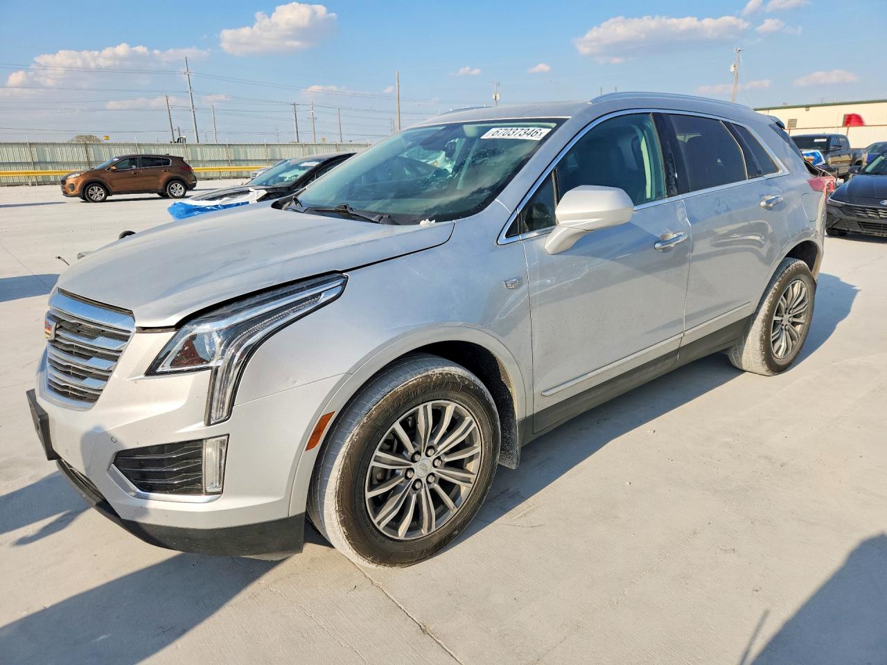 2017 CADILLAC XT5