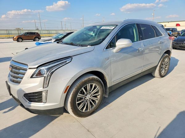 2017 CADILLAC XT5