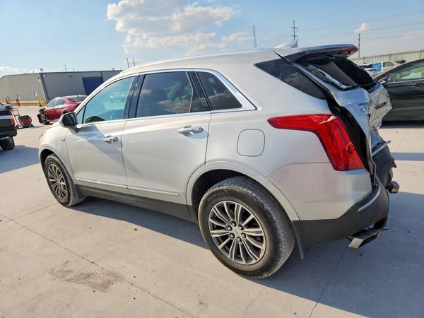 2017 CADILLAC XT5