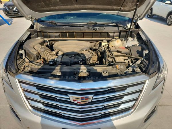 2017 CADILLAC XT5