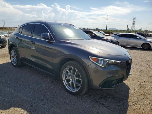 2018 ALFA ROMEO STELVIO TI AWD
