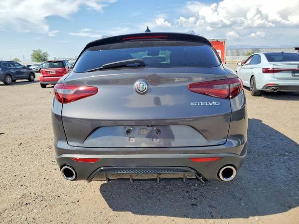 2018 ALFA ROMEO STELVIO TI AWD