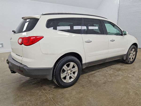 2012 CHEVROLET TRAVERSE LT