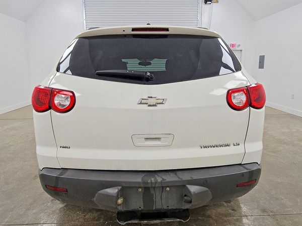 2012 CHEVROLET TRAVERSE LT
