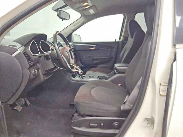 2012 CHEVROLET TRAVERSE LT