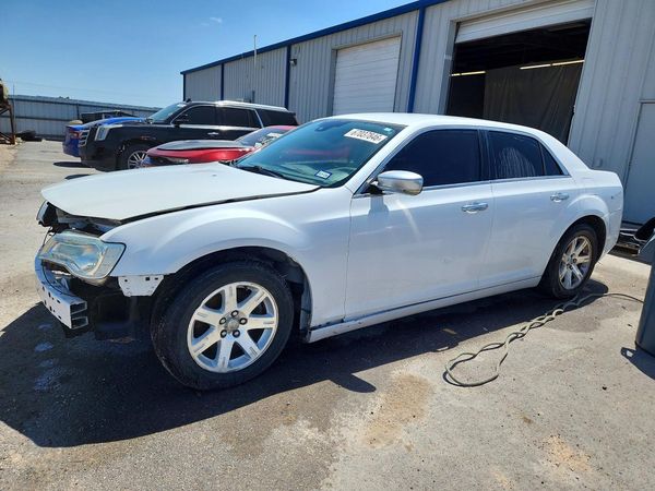 2012 CHRYSLER 300 — DSFA — Front 3/4