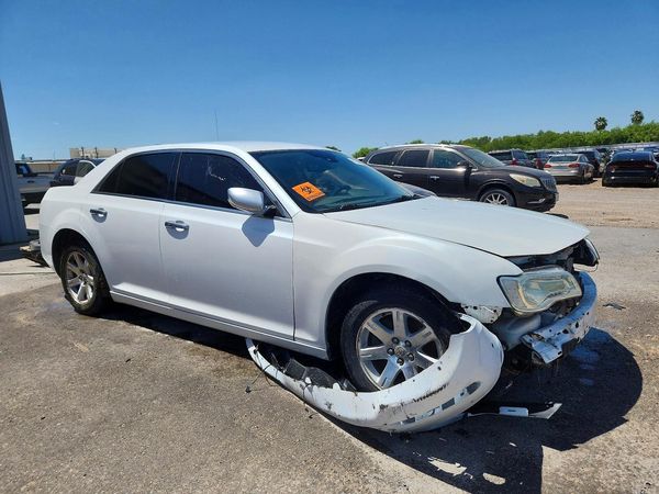 2012 CHRYSLER 300 300C/Limited — Passenger 3/4