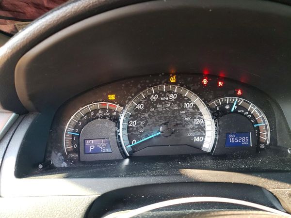 2012 TOYOTA CAMRY