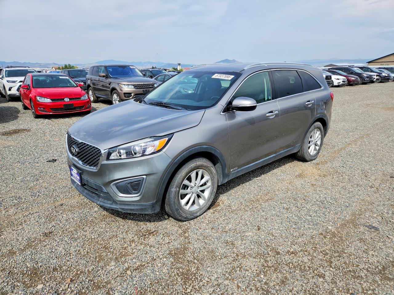 2016 KIA SORENTO L / LX